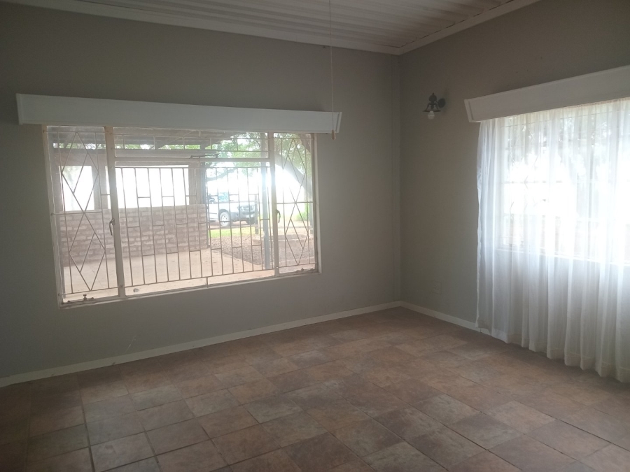4 Bedroom Property for Sale in Bloemhof Rural North West